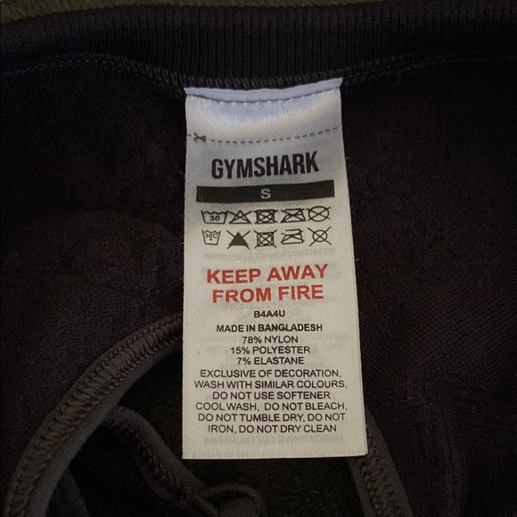 Gymshark Black Fitted Crop Top - Picture 5 of 5